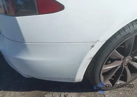 2014 Tesla Model S P85 z USA, uszkodzony, nr VIN 5YJSA1H16EFP49385